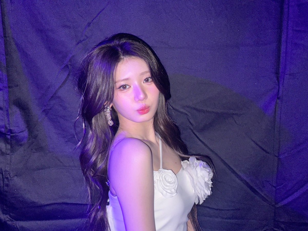 picbaemon's tweet image. RORA WEVERSE UPDATE