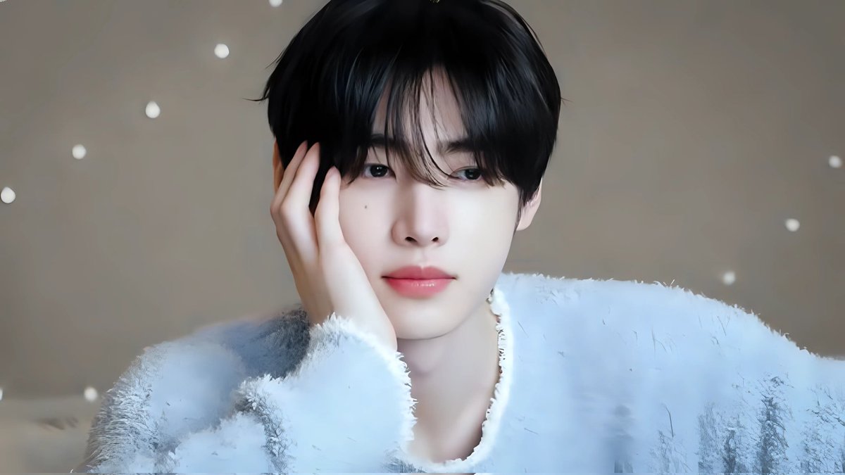 atmydestiny's tweet photo. โ #jaywonhoon | mini au ๐
apรณs um fiasco em sua vida amorosa, Sunghoon recorre ร companhia de seus melhores amigos. ali, uma proposta interessante surge e o garoto nรฃo pensa muito antes de aceitar. afinal, coraรงรฃo partido se cola com porra. https://t.co/q6O6foUeZt