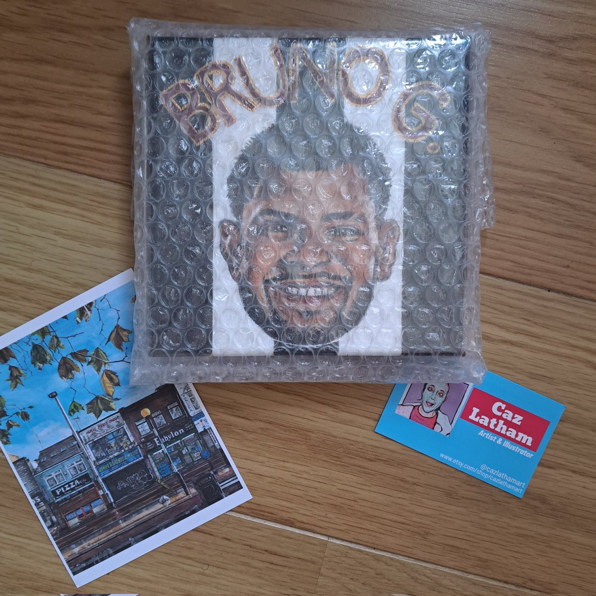 Caz Latham (@cazlathamart) on Twitter photo Following a reshare for <a href="/NUFC/">Newcastle United</a> historic league cup win, I was asked if my little <a href="/brunoog97/">Bruno Guimarães</a> portrait was for sale! I was like "afraid not, but I can make you a similar one!" 😀
Main pic here is the new one, 15x15cm acrylic on canvas. Swipe to compare the 2! 🤔
#NUFC #Newcastle Following a reshare for <a href="/NUFC/">Newcastle United</a> historic league cup win, I was asked if my little <a href="/brunoog97/">Bruno Guimarães</a> portrait was for sale! I was like "afraid not, but I can make you a similar one!" 😀
Main pic here is the new one, 15x15cm acrylic on canvas. Swipe to compare the 2! 🤔
#NUFC #Newcastle