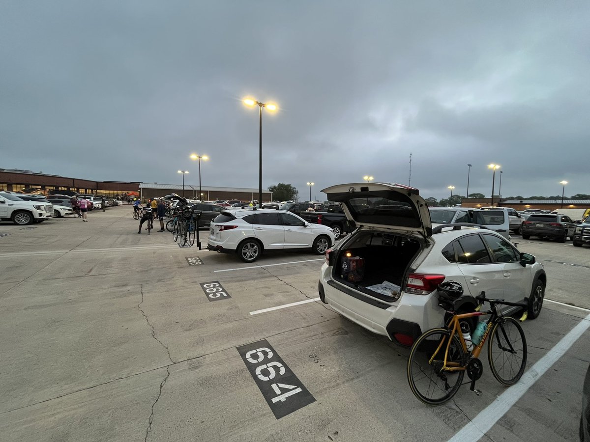theSurlyBiker's tweet photo. Welp, because @houmayor waited 2 months longer than all the rest to schedule the #TourDeHouston, we’re all up here in Montgomery for the Gran Fondo TX!
Wherever you ride today, have a good one! 
#cycling #Houston https://t.co/uuyfaqzouo