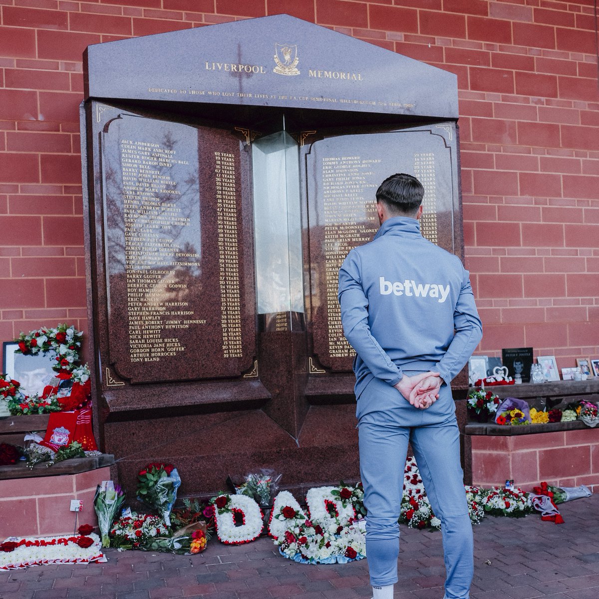 WestHam tweet picture