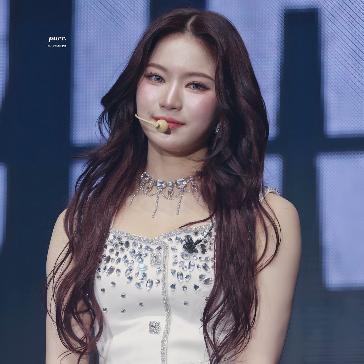 purr_ISA's tweet photo. 250413 콘서트 HQ
너무 멋져 
#스테이씨 #STAYC #아이사 #ISA https://t.co/e8tgTa5X2H
