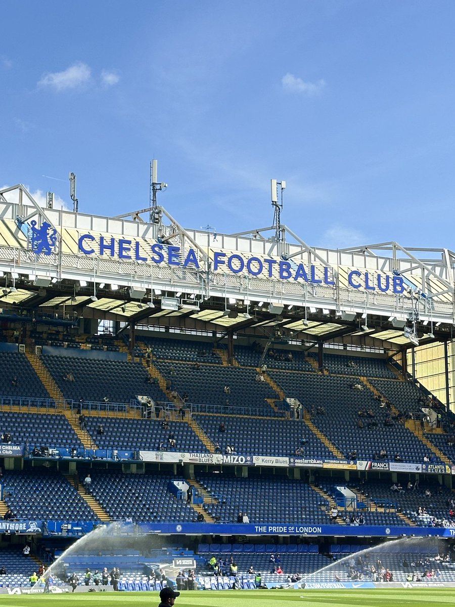 mlov1909's tweet photo. #CFCMATCHDAY https://t.co/1yUuU5BoJB