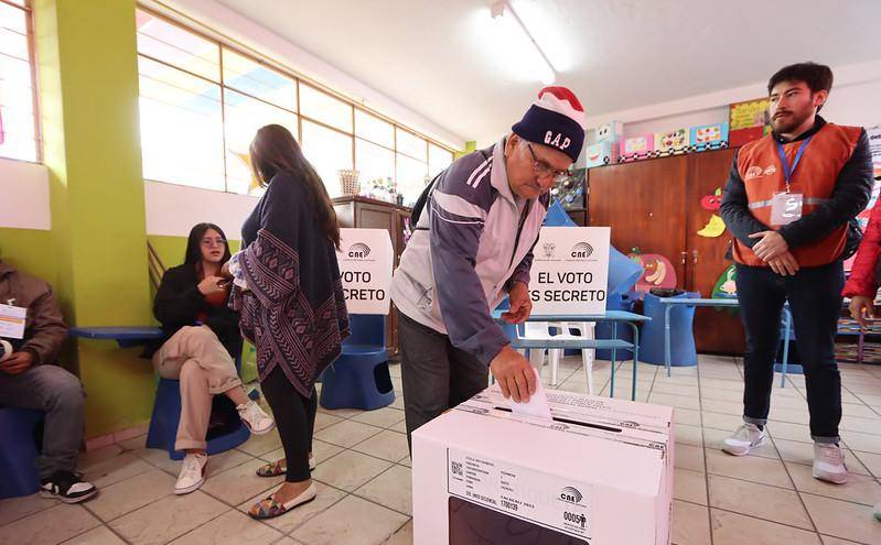 🗳️ ¿Ya sabes dónde votar este 13 de abril en Ecuador?
Consulta tu lugar de votación y verifica si eres parte de una Junta Receptora del Voto 📲

 ➡️ Ingresando a: cne.gob.ec

No olvides llevar tu cédula y ejercer tu derecho.

Los detalles⤵️
radiocentro.com.ec/donde-votar-es…