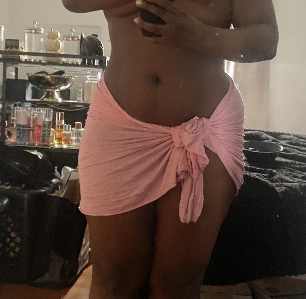 thisismynoor's tweet photo. Here’s the thread ( intermediate /extreme ) how I took inches / make my waist smaller over the course of two weeks ( not Ana friendly ❤️‍🩹) https://t.co/FWSUUKj00V