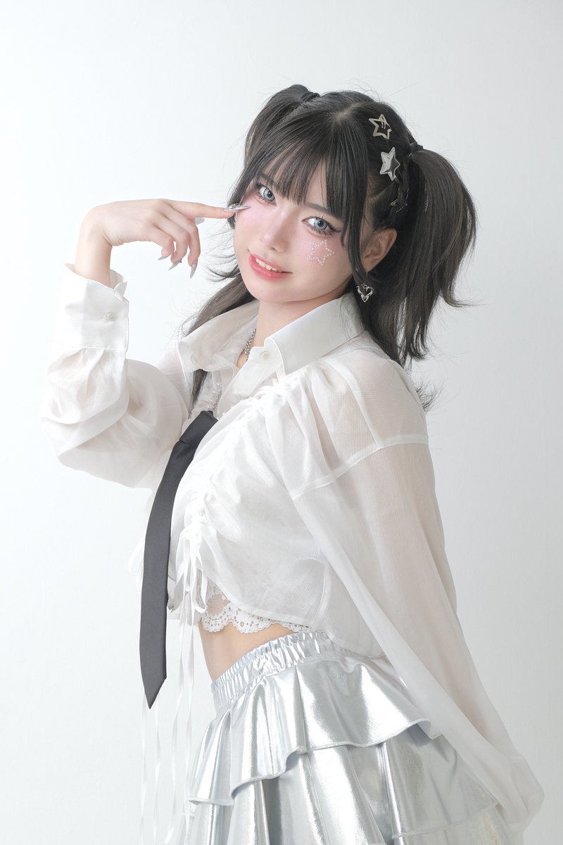 youmenosay's tweet photo. 🩶 ☁ 🩶 ☁ 🩶 ☁ 🩶

【 サポートメンバー公開 】

夕樹 倫理(@youki_rinri )
サイキョーシルバー🤍🐈

『勇気凛々！サイキョーりんり、ここに参上❣️』

🩶 ☁ 🩶 ☁ 🩶 ☁ 🩶

𝐍𝐞𝐱𝐭　▸ ▸ ▸　
250RP達成で次メンバー公開 .ᐟ.ᐟ https://t.co/PjtSv0Qr2I