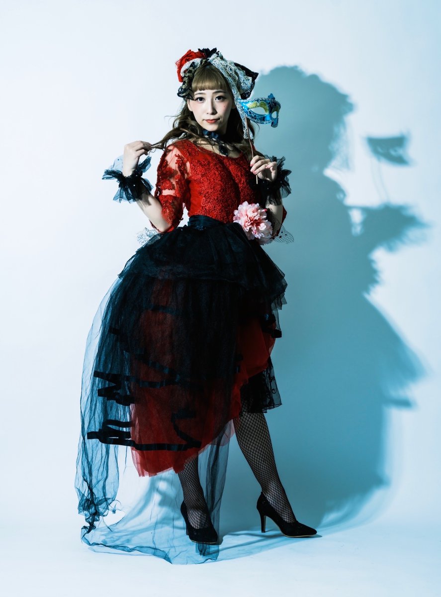 桃菜 🍑ももなお姉さん (@artistmomo73) / X 