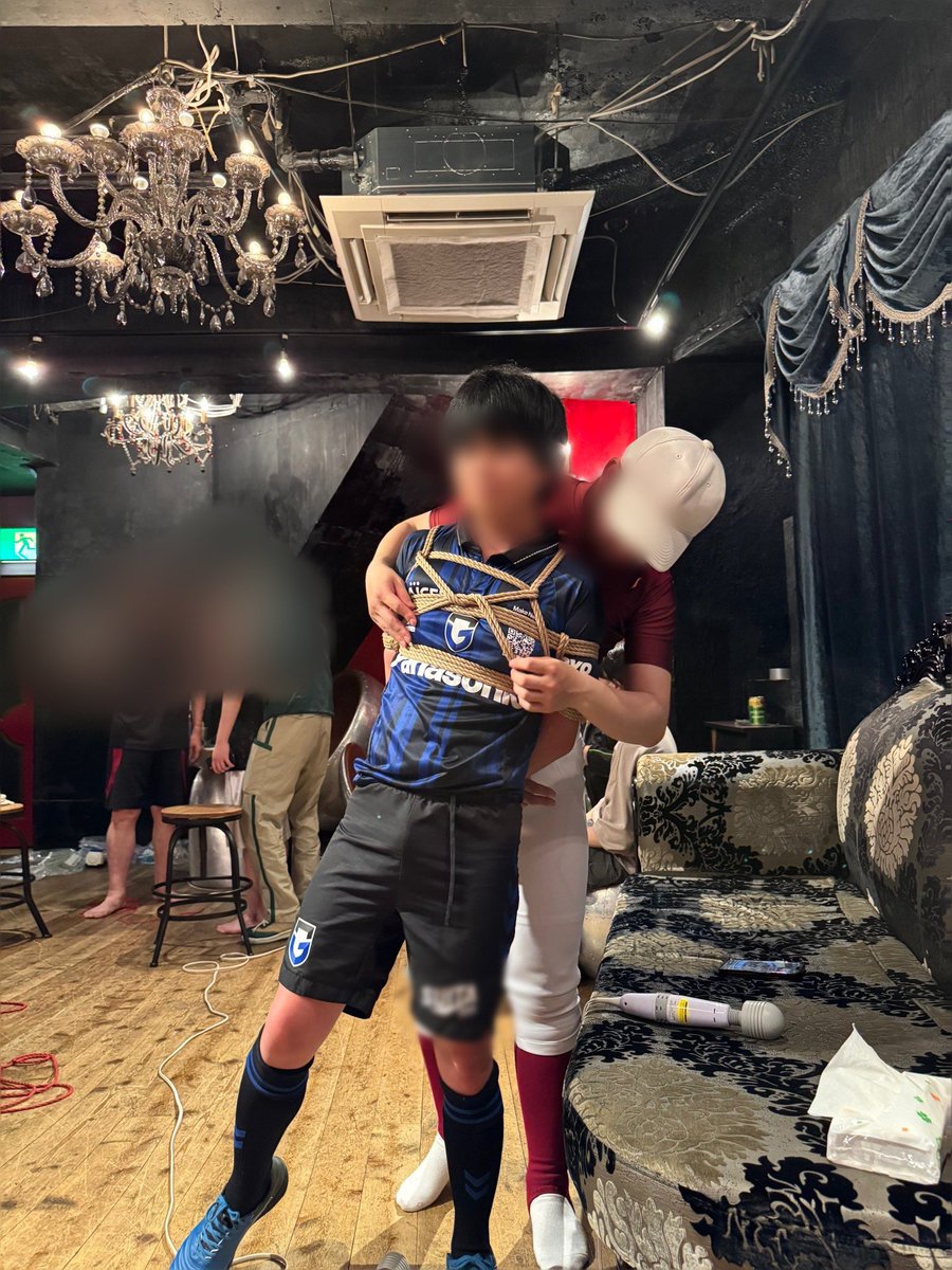 かわいい野球ユニ君に縛ってもらったよ🥳

久々の縛り受けだからレアでっせ😏