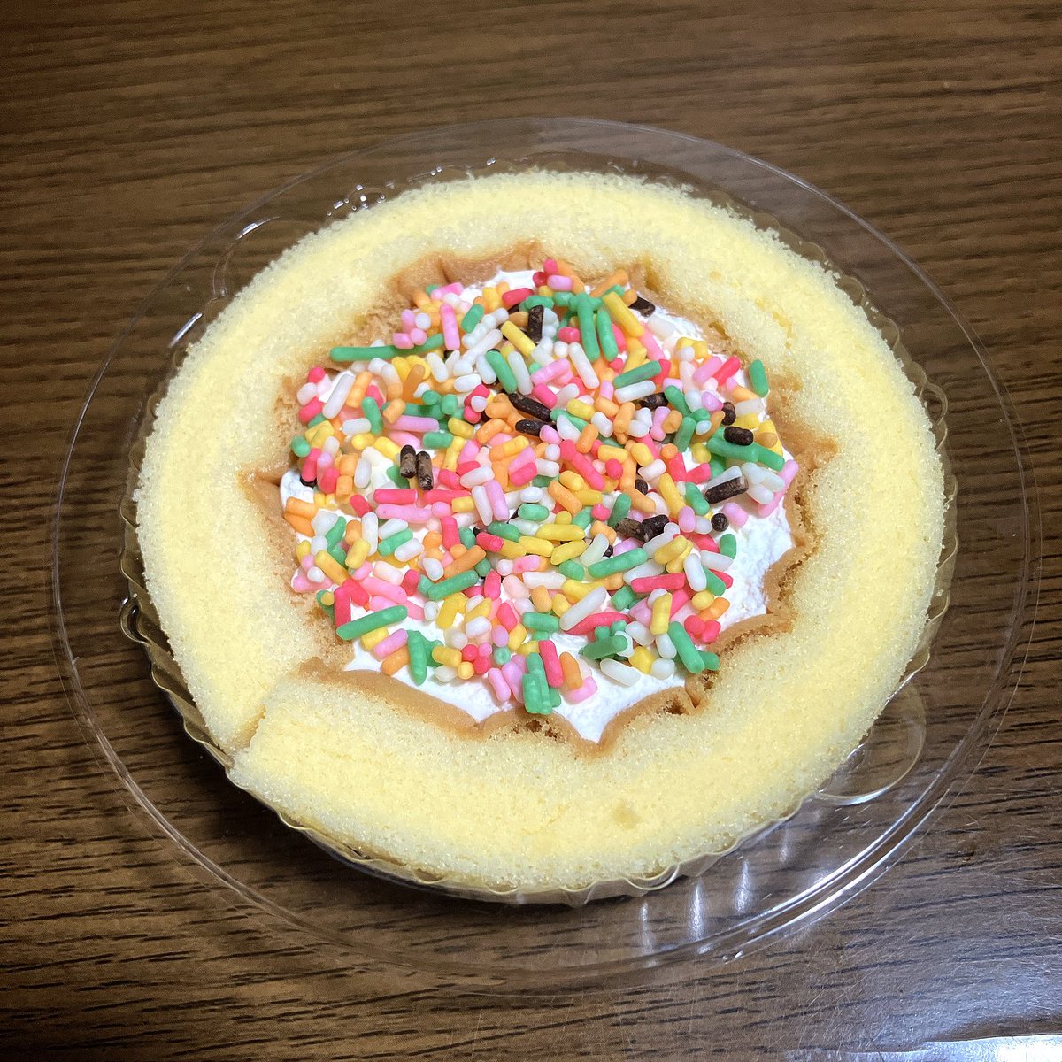CCHAN925's tweet photo. 本日のご褒美。
人にやさしく。
自分にもやさしく。 https://t.co/ltMchOJFi7
