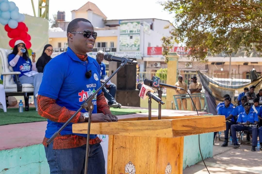 BaksBadjie's tweet photo. Yesterday, together with the First Lady of the Republic of The Gambia, H.E madam Fatoumata Bah Barrow, I attended the commemoration of World #Autism Awareness Day organised by the Gambia Autism Support and Advocacy Network (GASAN). https://t.co/MRkDq4eIif