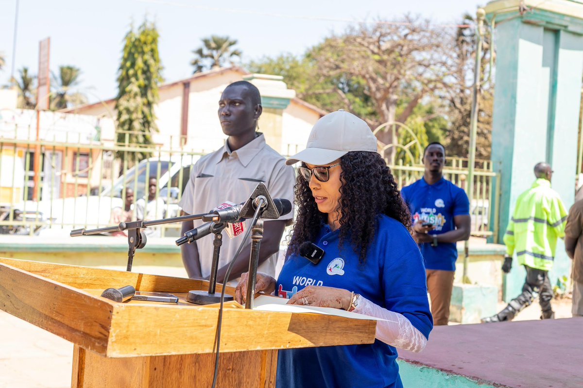 BaksBadjie's tweet photo. Yesterday, together with the First Lady of the Republic of The Gambia, H.E madam Fatoumata Bah Barrow, I attended the commemoration of World #Autism Awareness Day organised by the Gambia Autism Support and Advocacy Network (GASAN). https://t.co/MRkDq4eIif