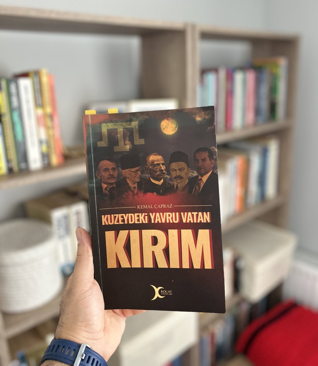 kntgzhn's tweet photo. Tam da Kemal Çapraz okurken 👍 https://t.co/ew8ooVguV9