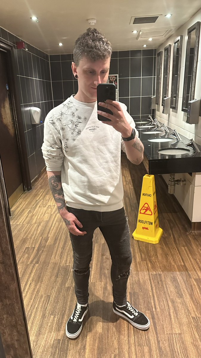 Had a lovely time in Sheffield for the weekend 😊
Time to head home and enjoy a nice cuppa