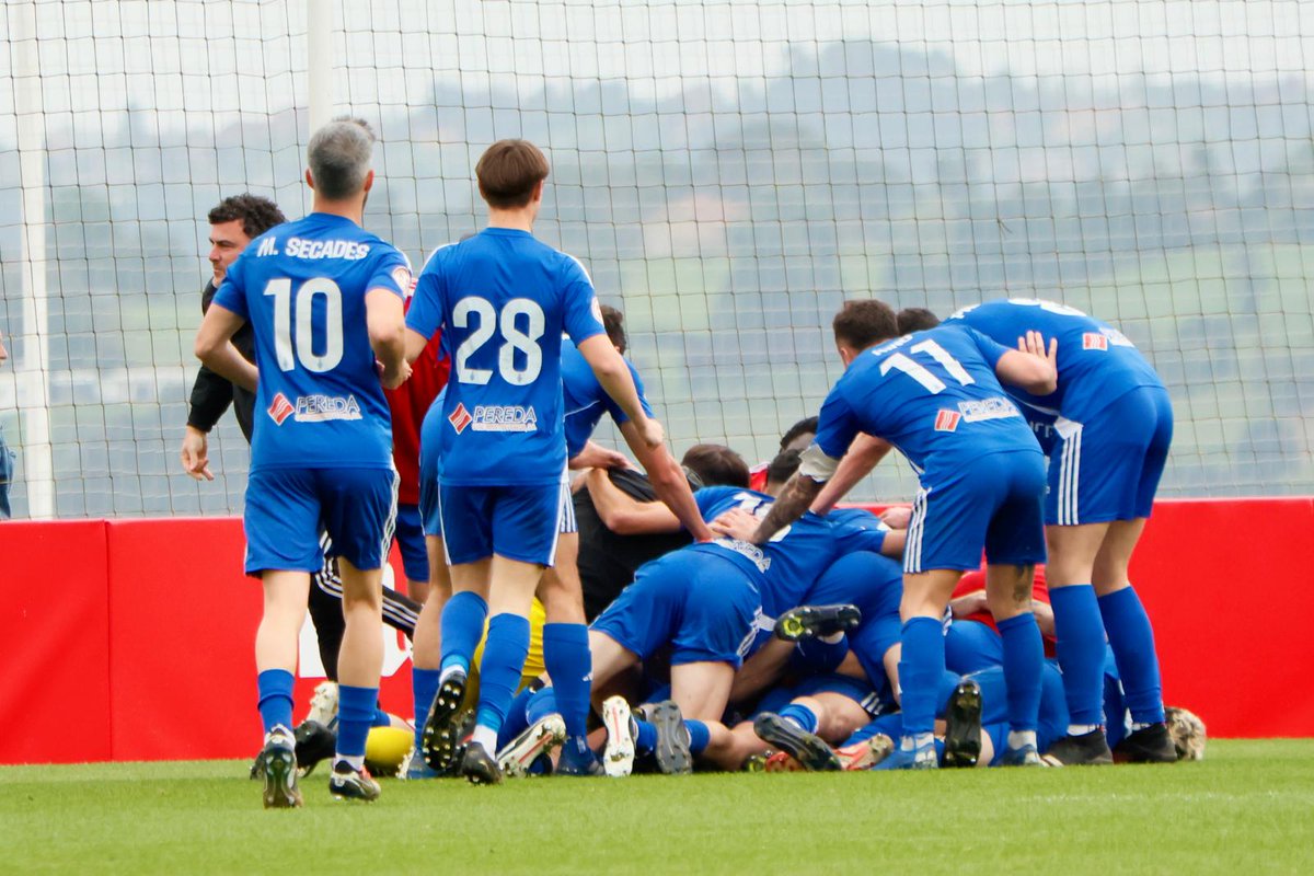 FINAAAAAL FINAAAAAL Y FINAAAAAL ENORME VICTORIA EN MAREO CON 10 JUGADORES‼️

#SportingAtCova (0-2)
#VamosCova💪🔥