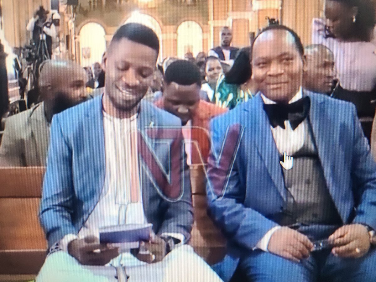 GabrielBuule's tweet photo. Naye @HEBobiwine yavaawa😆 https://t.co/WF4s7BCd6r