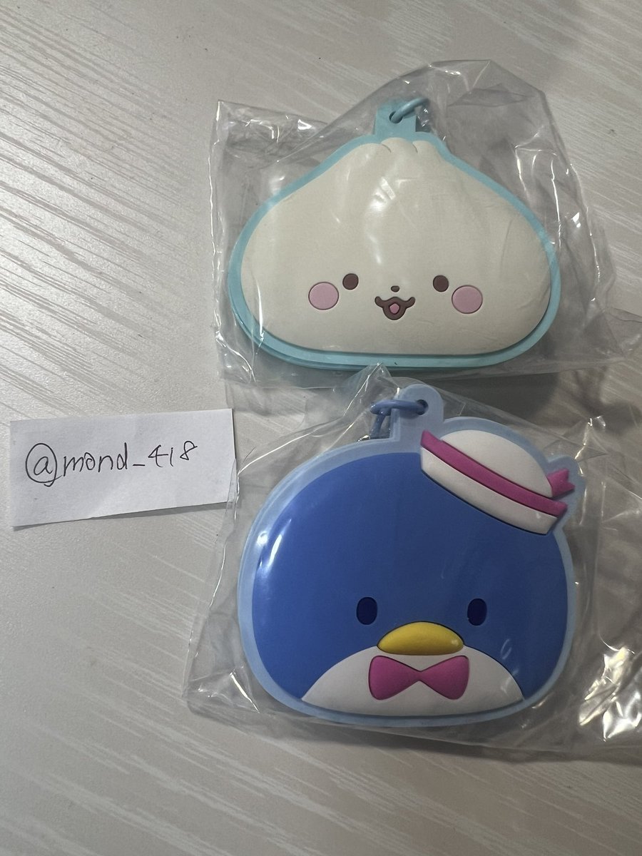 mond_418's tweet photo. 【交換】サンリオキャラクター大賞　サンリオラバーミラーキーホルダー

【譲】ぺたぺたみにりあん　タキシードサム

【求】 クロミ>>KIRIMIちゃん>ハンギョドン

郵送希望です。
都内手渡しは平日夜、品川〜秋葉原〜東京〜錦糸町エリアで検討可能です。

検索からでもお気軽にお声がけください！ https://t.co/rYghqhNwhu