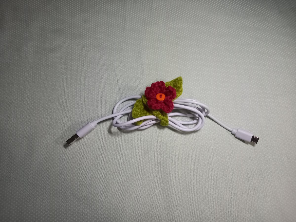 Zee Smith 🐝 tweet media