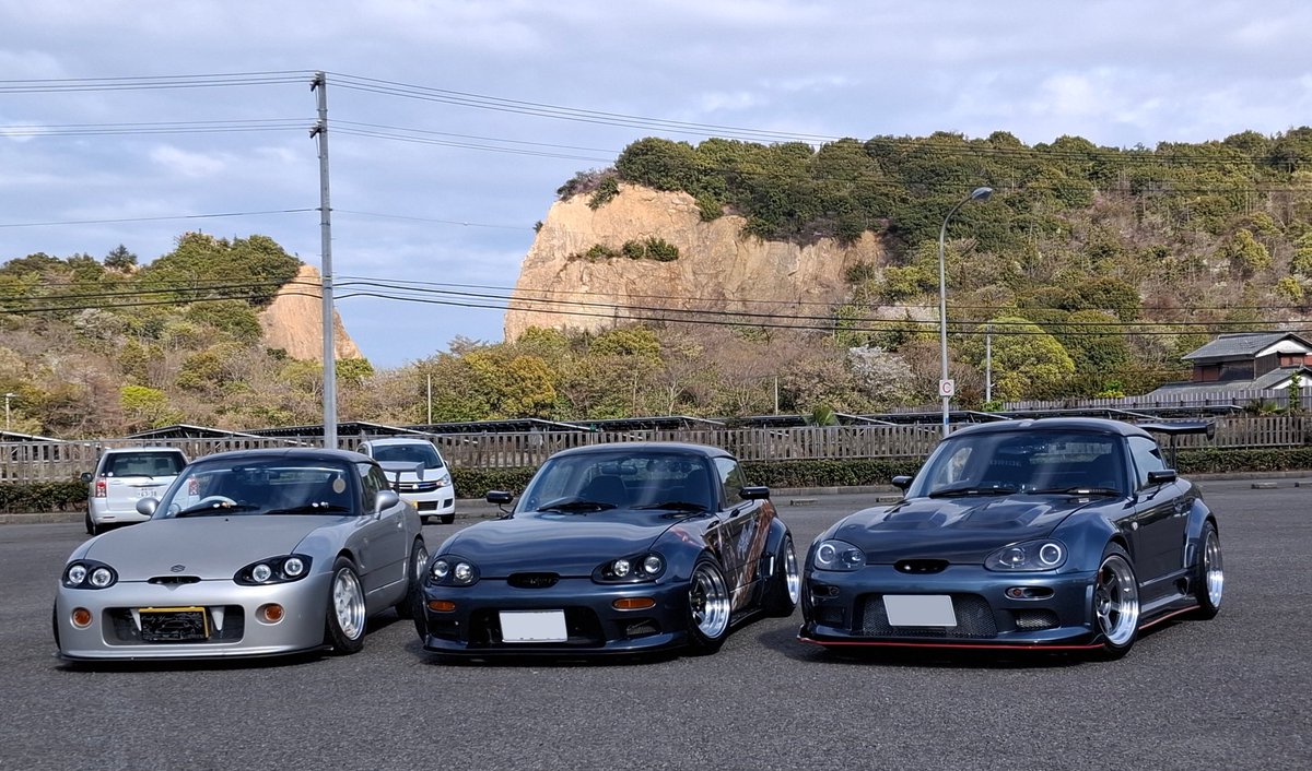 うひょ
変なの+メチャかっけぇ×2