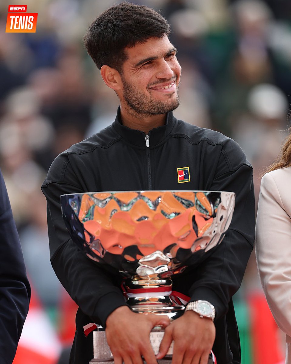 ESPNtenis's tweet photo. MONTE-CARLOS 🤪

@SvenARG https://t.co/w13ZJ7dQQ4