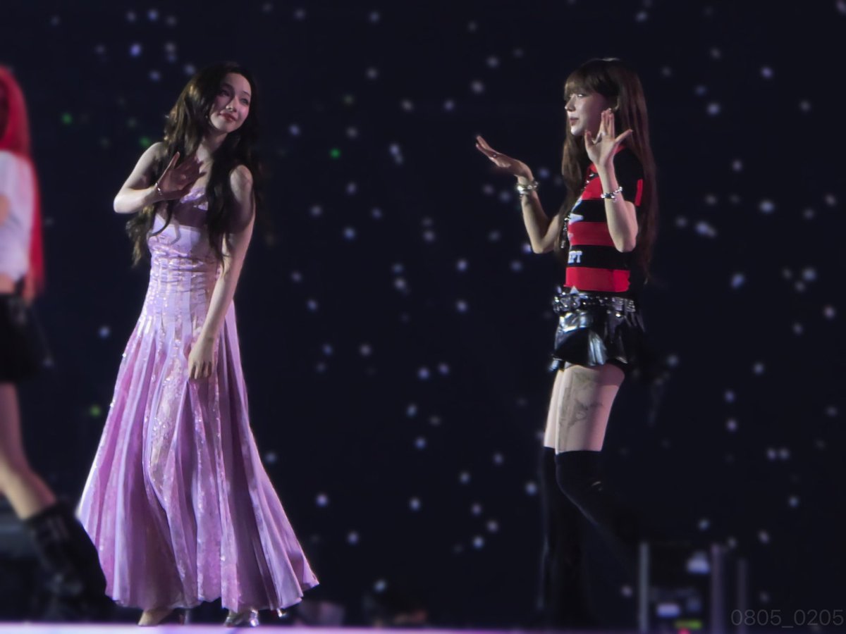 seulgishandss's tweet photo. MINUMULTO NA KO NG DAMDAMIN KO—NG DAMDAMIN KOOOOOOOOHHHHH https://t.co/BOthW1x7jt