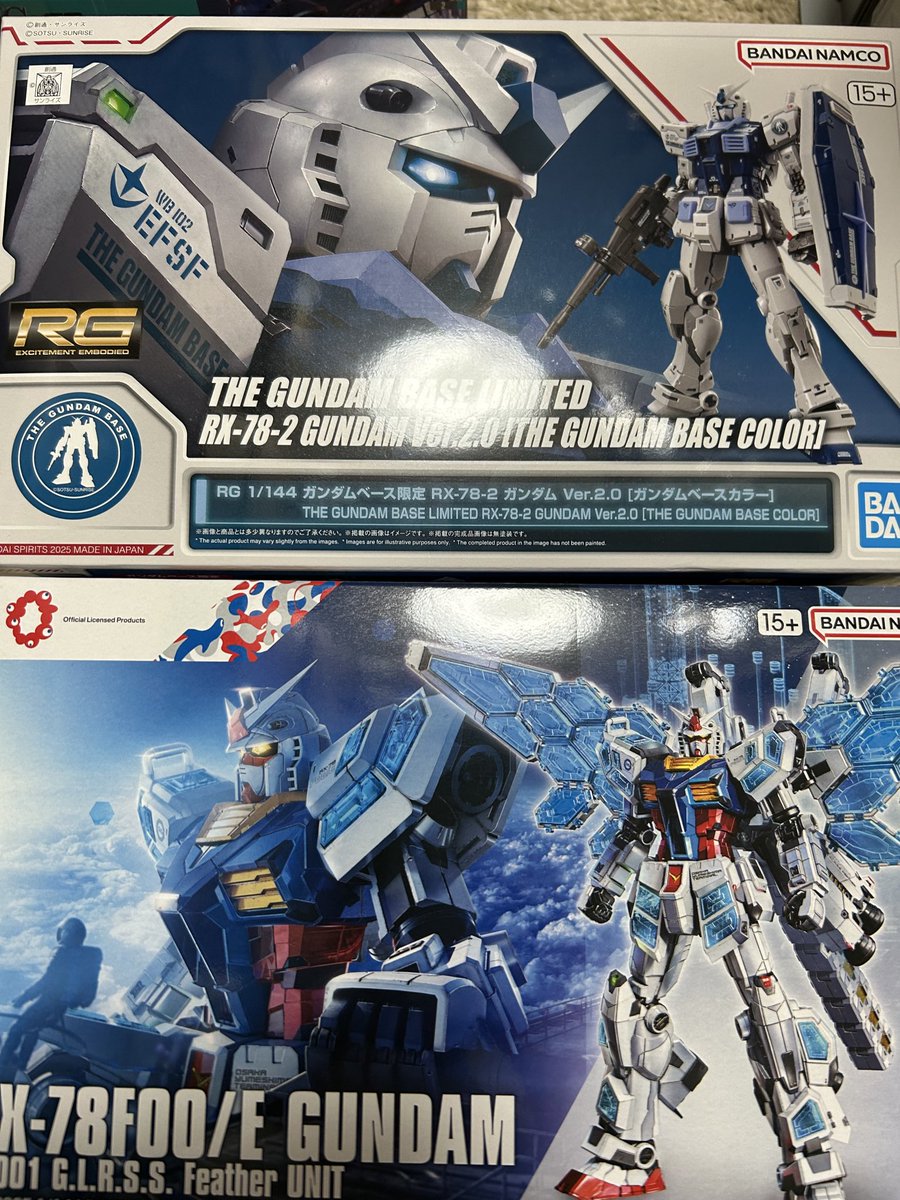 masa_pla's tweet photo. ポップアップストア行ってきた。万博ガンダムは１人３つまで。お土産用に大量に生産されてるんだろうね。 https://t.co/JXeecNJ0cK