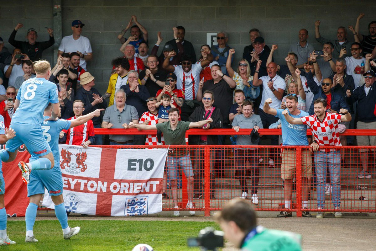 Game by game <a href="/leytonorientfc/">Leyton Orient FC</a> away end was top 👏🏼👏🏼