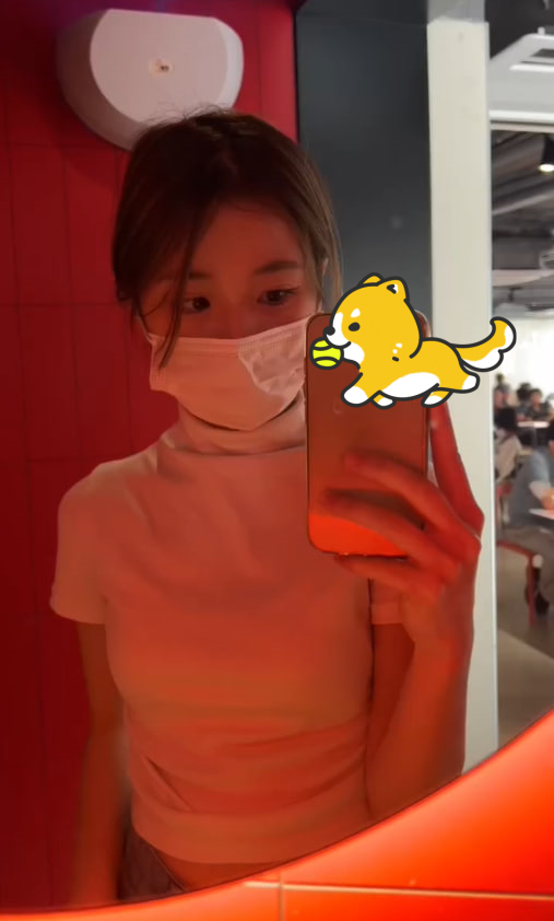 咖啡店工作的子清❤️ tweet media