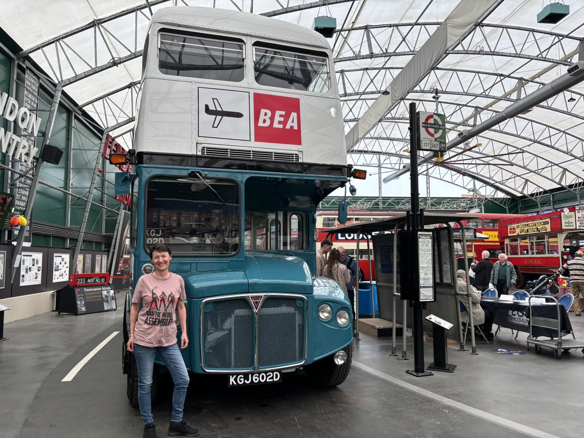 FenEngineMuseum's tweet photo. Day out at the @londonbusmuseum #SpringGathering #LBM https://t.co/Eu17iE5xsH