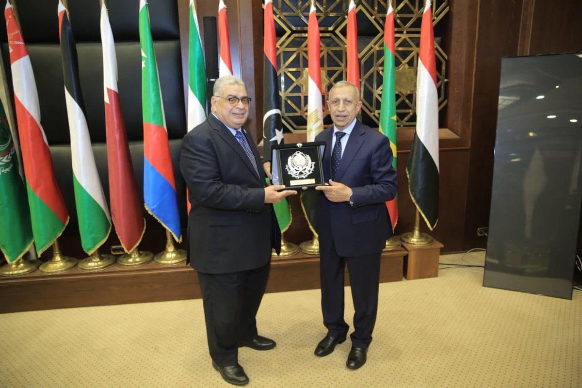 رئيس #مجلس_الدولة يزور الأكاديمية العربية للعلوم والتكنولوجيا والنقل البحري
للتفاصيل: shorturl.at/56W2P
#أ_ش_أ #MENA