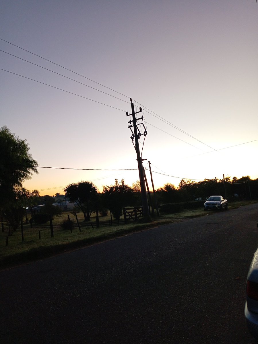 NeighburRamon's tweet photo. Hermosa mañana 😎😶‍🌫️ https://t.co/t3wd3XxZHN