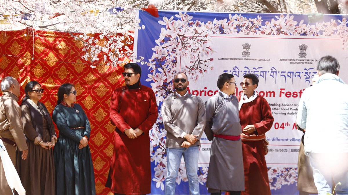 utladakhtourism's tweet image. Alchi Village is filled with excitement as it hosts the Apricot Blossom Festival 2025.

#ApricotBlossomFestival
#FestivalsOfLadakh 
#VisitLadakh #JulleyLadakh

@tourismgoi
@incredibleindia @MinOfCultureGoI @tashi_gyalson @LAHDC_LEH @santoshsukhdeve @Info_Ladakh