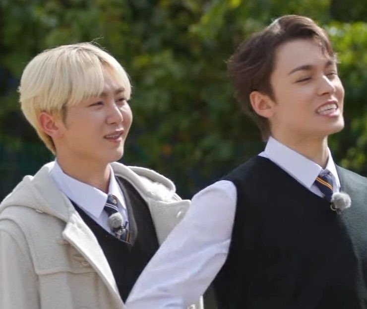 ttastywonsol's tweet photo. a one-shot verkwan au wherein tristan (sk) sends money to ezekiel (vn), his ex, via gcash to try and see if that is still his number https://t.co/ebvZi12gJ9