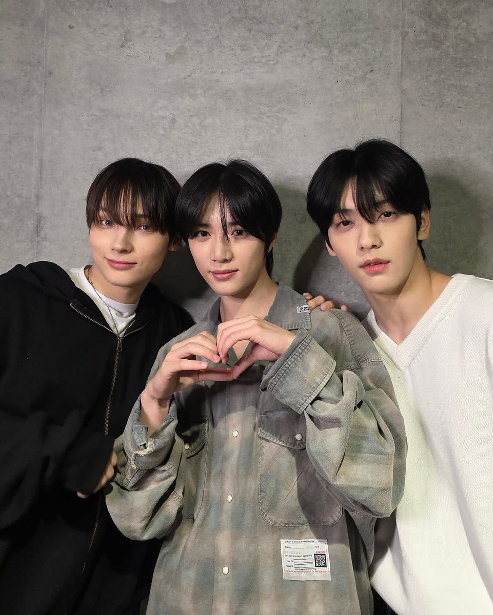 beomiedeul's tweet photo. PUPPIEZ 🐶🐶🐶 https://t.co/XmJC5XNuZk