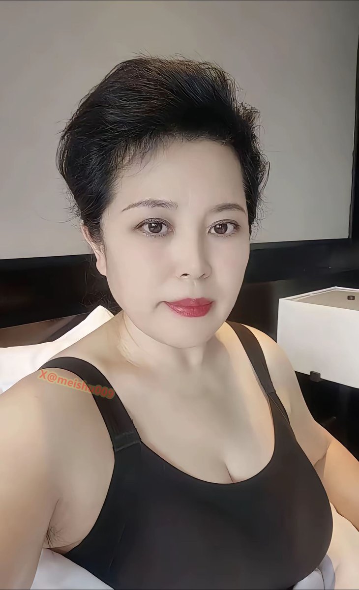 50路的阿姨还有人爱吗？ https://t.co/CjwoYwKBN4