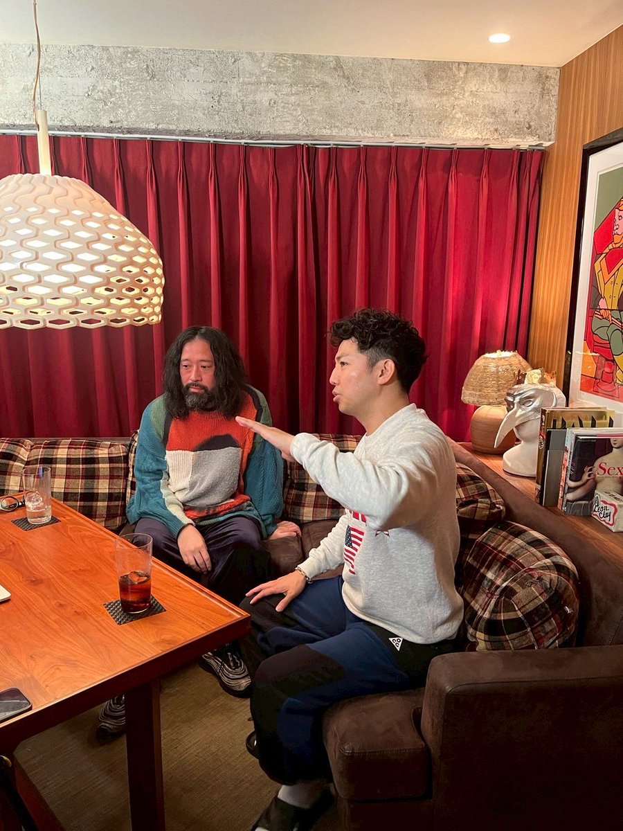 online-ticket.yoshimoto.co.jp/products/peace…

お酒飲みながら綾部さんと話しました。
上のリンクから観られるそうです。
よろしくお願い致します。