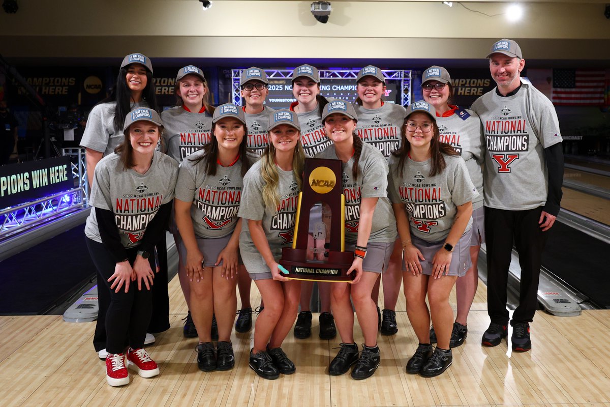 NCAA (@ncaa) on Twitter photo ๐ THE PENGUINS ARE NATIONAL CHAMPS! ๐
For the first time in program history, <a href="/YSUBowling/">Youngstown State Bowling ๐ง ๐ณ</a> is bringing home the #NCAABowl trophy! ๐ฅ๐ณ ๐ THE PENGUINS ARE NATIONAL CHAMPS! ๐
For the first time in program history, <a href="/YSUBowling/">Youngstown State Bowling ๐ง ๐ณ</a> is bringing home the #NCAABowl trophy! ๐ฅ๐ณ
