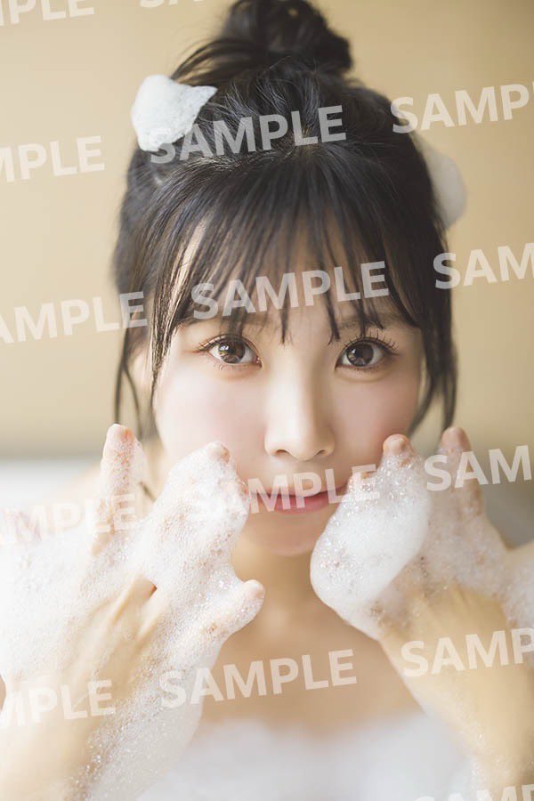 Liyuu 写真集応募ポスター Liyuu 2nd写真集5月1日発売！発売記念イベント＆特典情報公開