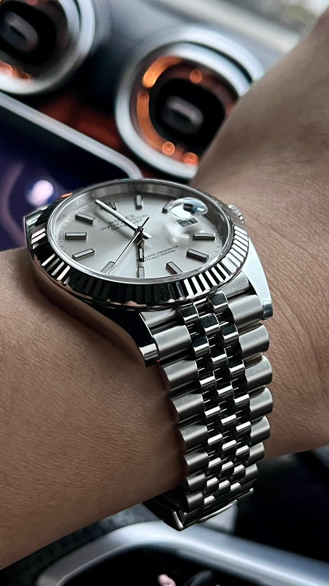 TheMrMoment's tweet image. Day 86/n #watchcheck

#datejust