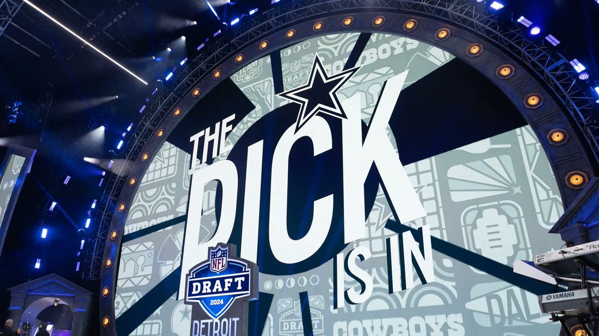 WhatGoingDowney's tweet image. Who do you NOT want the Cowboys to draft in Round 1 (that you think the Cowboys actually could draft)?