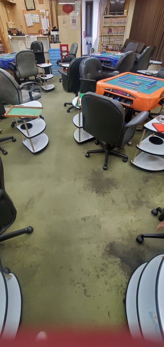 do_miki_npm's tweet image. 【リポスト希望】
🀄こんばんは🀄

この度かんとりーさんの春日井の新店舗の改装を任せていただくことになりました😊

まずはビフォーアフターのビフォーの方を見てほしいです！👷‍♀️
これがどんな綺麗な姿に生まれ変わるか楽しみ😍

新店舗が出来ましたら記念麻雀大会も開きたいです🀄
企画頑張ります！