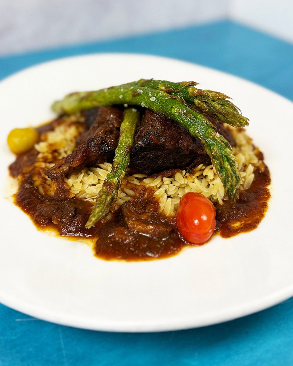 MichaelsOnEast's tweet photo. Travel the world without leaving your seat! 🌍 

This month, we’re heading to Greece 🇬🇷

For just $48.95 per person, enjoy an appetizer, entrée, and dessert bursting with Mediterranean flair. https://t.co/WWiklt3wpb