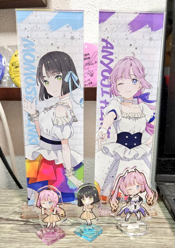 アトレの壁も買えたの嬉しかった～🥰
月夜見吟子のアクスタ枯れてたからまた次回再入荷してからゲットしに行きたいな～ 