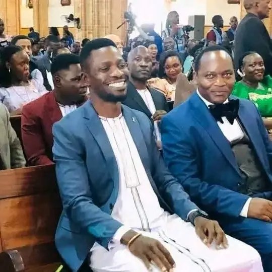 DisanPro's tweet image. Mukulikeeyo mu mazaalibwa ga Ssaabasajja😊🤗. @HEBobiwine @MathiasMpuuga #KabakaMutebiAt70 #KabakaAt70