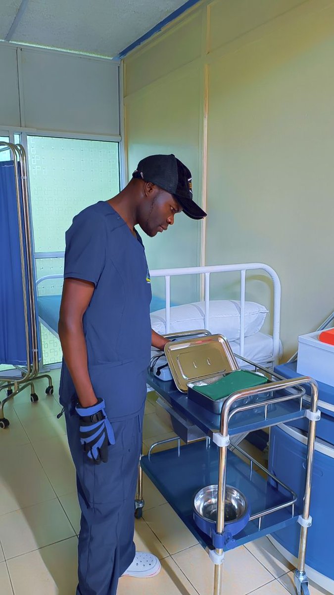 Lol. I'm a very respected doctor Ni venye sipendi kujisifu