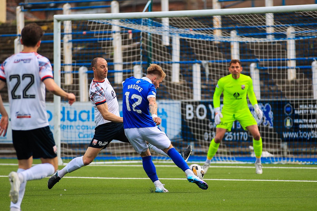 OfficialQosFC's tweet photo. Adam Brooks adding his 10th of the season in a Doonhamers shirt 🙌

#QOSMON | #League1 | #TheDoonhamers https://t.co/4DT9M7gNuO
