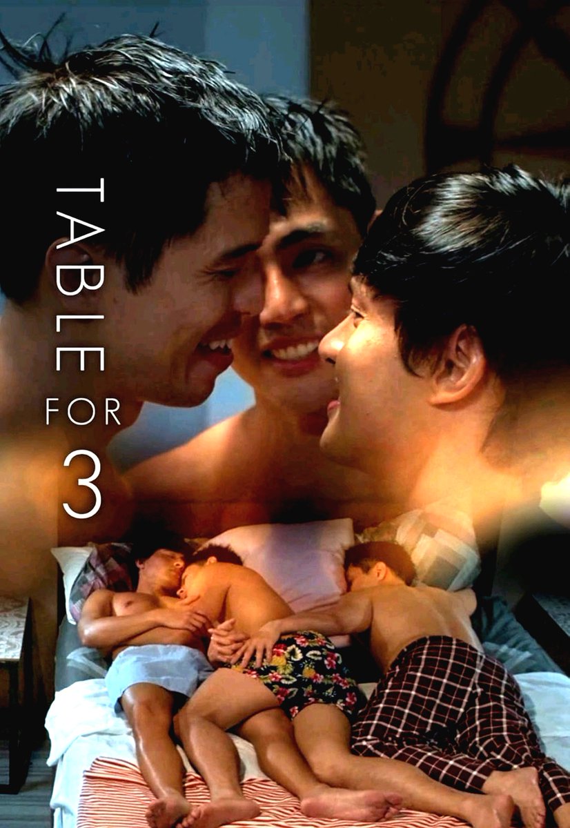 caspasiniestra's tweet photo. Mesa para tres (Table for three, 2024) 
#tableforthree #cine #movies #vivamax #gaymovies
Descubre más en https://t.co/3ZExFBZt9P https://t.co/9LqiMOz8VL