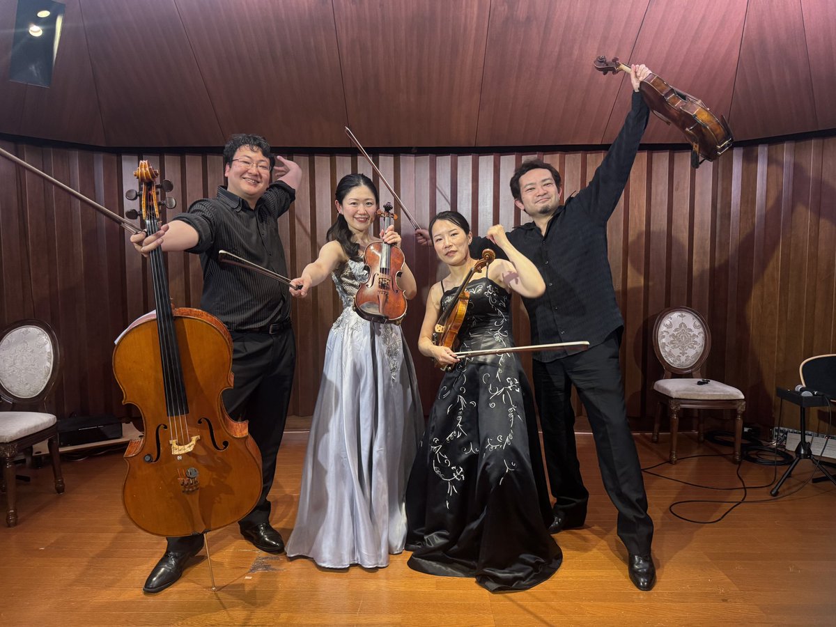 astilbequartet's tweet photo. 本日は雨☔の中、ご来場いただき誠にありがとうございました✨いかがでしたでしょうか？！それぞれ4人の個性や、アンサンブルを堪能いただけたかなと思います！また近々お聴きいただけるようそれぞれが日々頑張ってまいりまいと思います。 https://t.co/Cel2Qm10rg