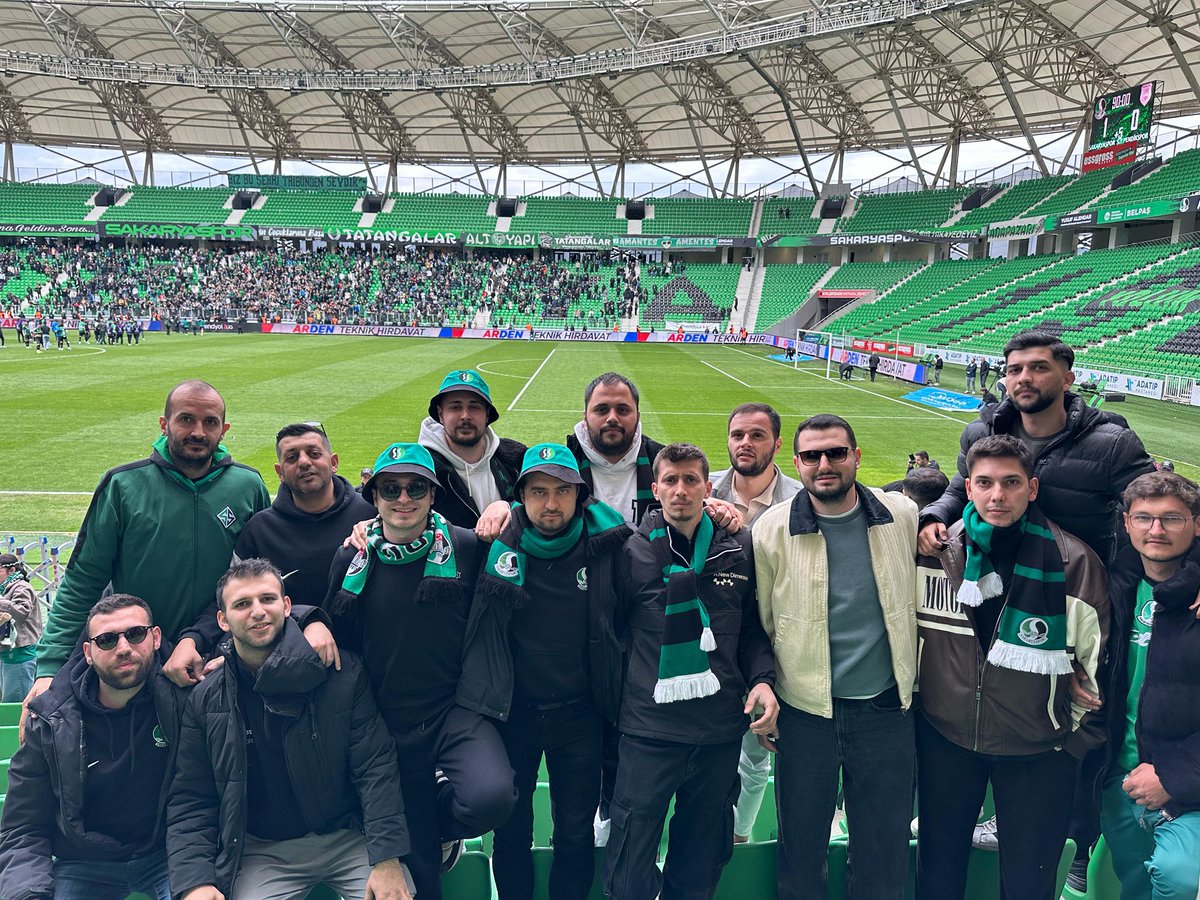 EmreYasar7's tweet photo. 💚🖤 https://t.co/2S1v5EQimv