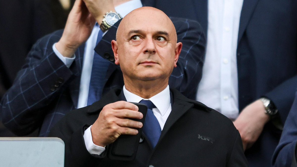 TheSpursWatch's tweet image. Truth is, Ange should have been sacked a LONG time ago—everyone knows that.

The only explanation is that Levy wants Ange to take all the heat, just remember who the biggest issue at Tottenham is.

#LevyOut #ENICOut