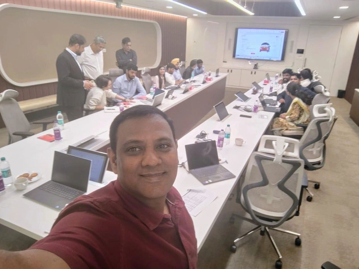 UpSure World tweet media